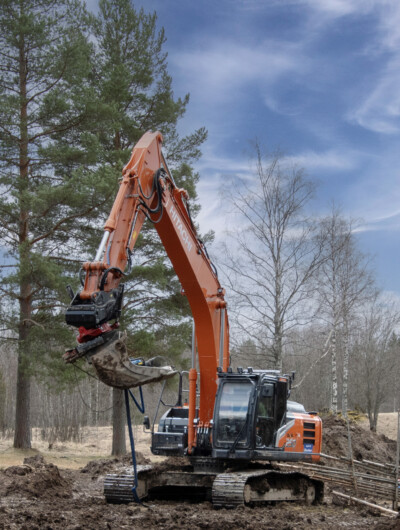 Hitachi ZX250LC-7 bandgrävare